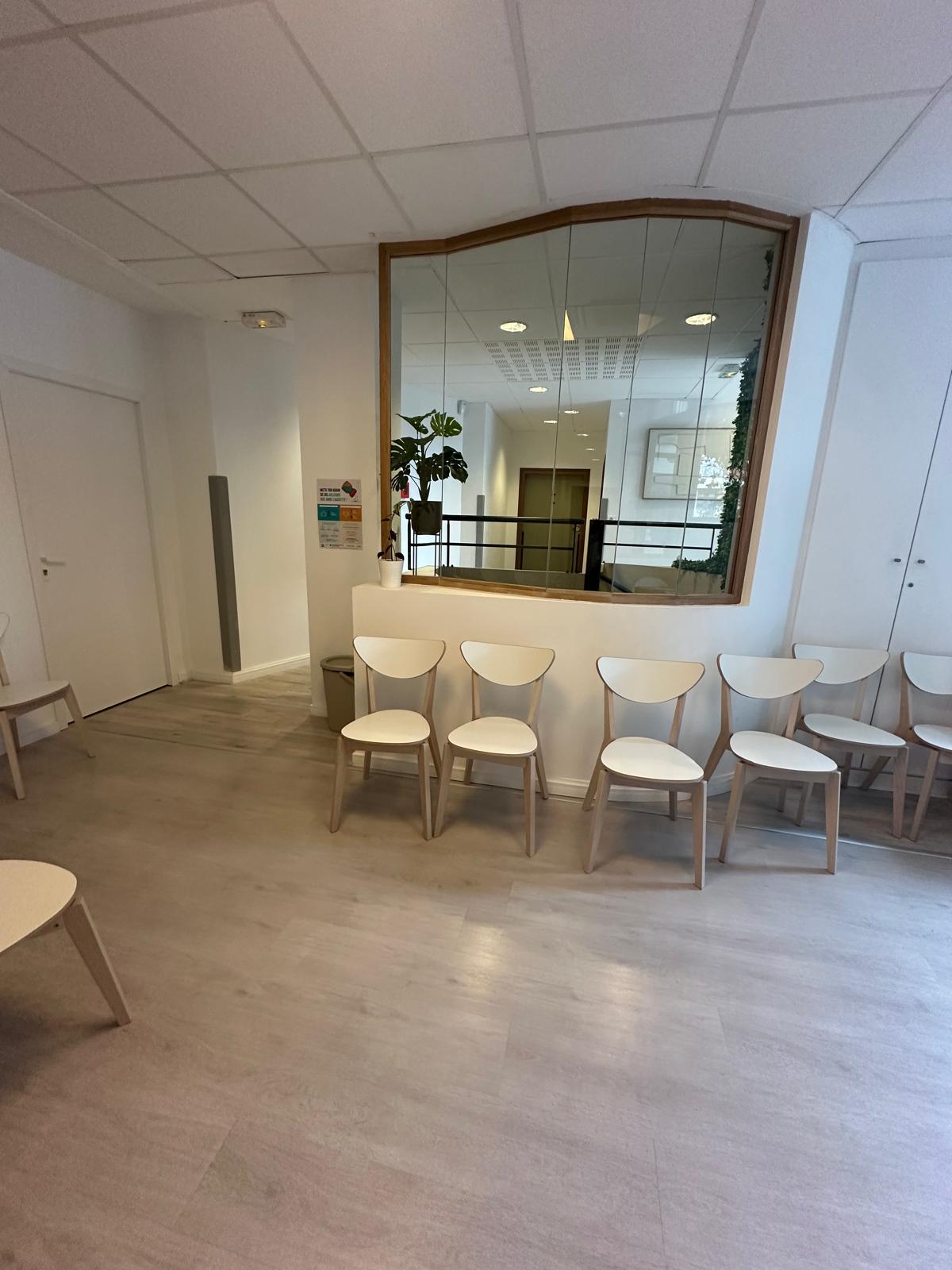 Salle d'attente du cabinet